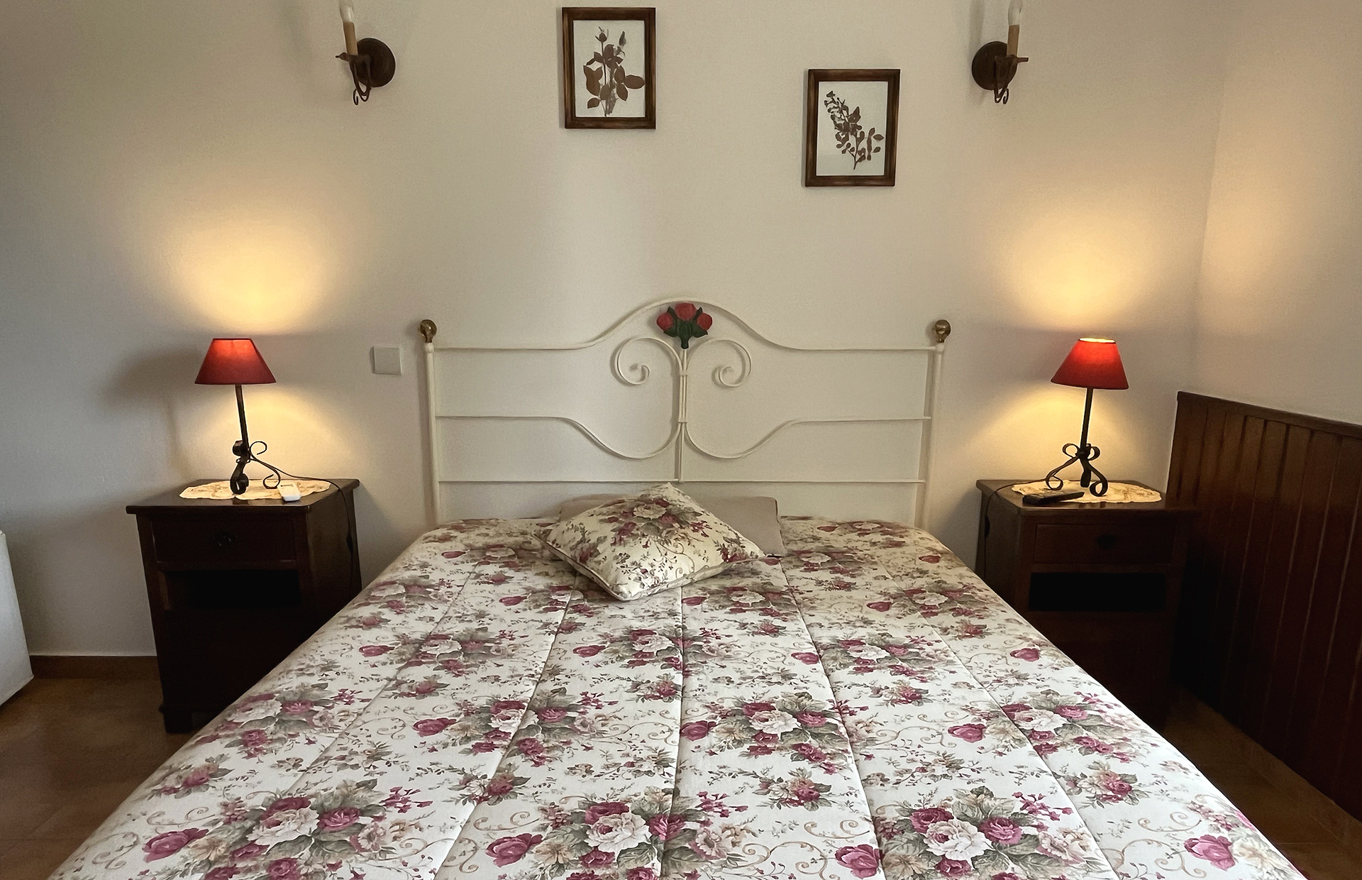 Quarto-das-Rosas-Silvestres-Monte-dos-Avós-2