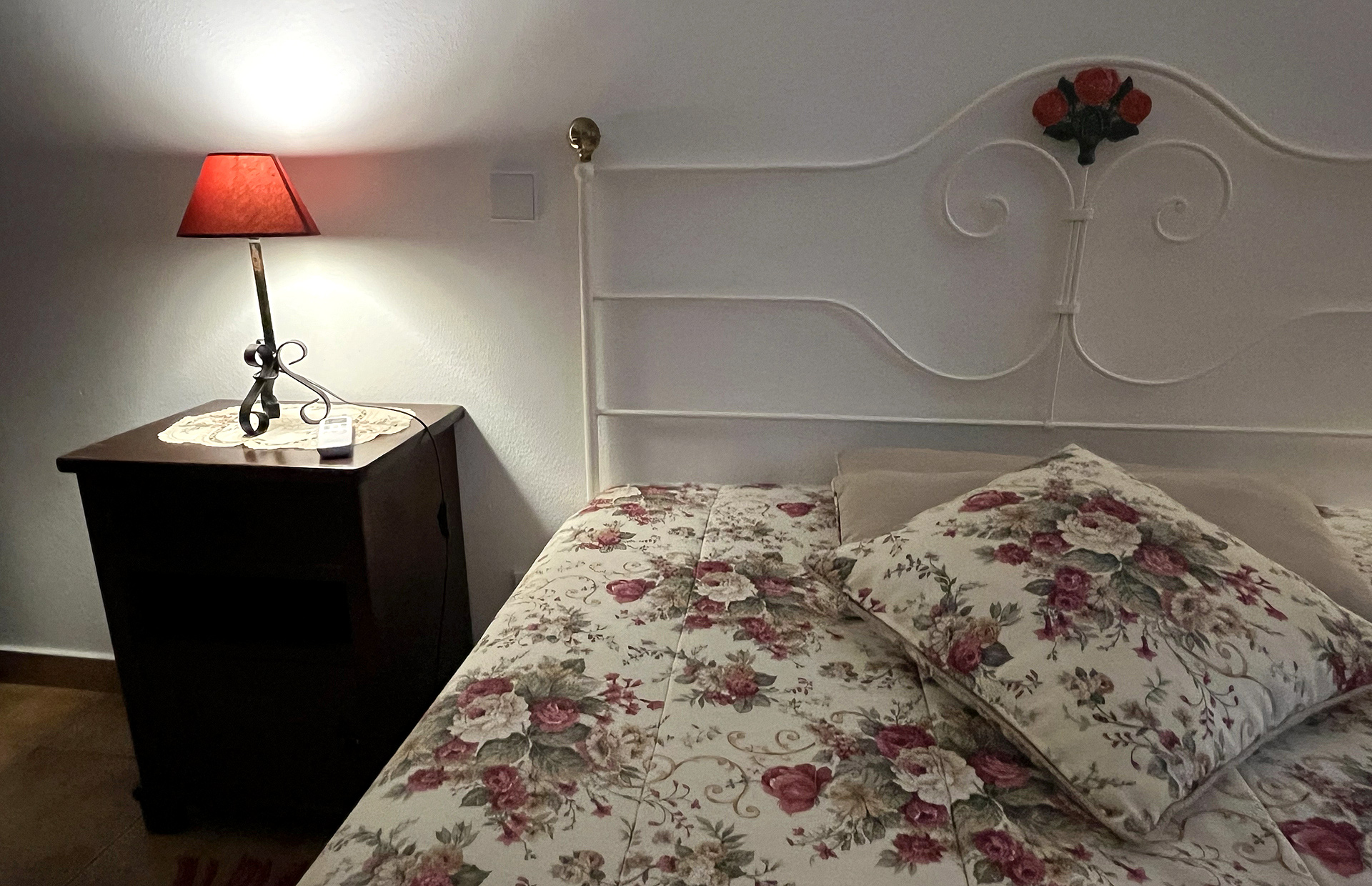 Quarto-das-Rosas-Silvestres-Monte-dos-Avós-4